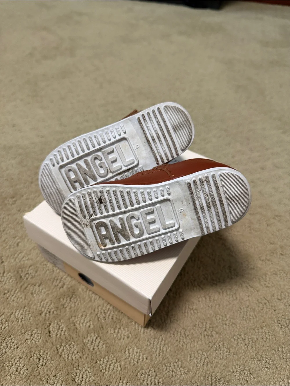 L’amour Cognac Angel Mary Jane Shoes (Size 5)